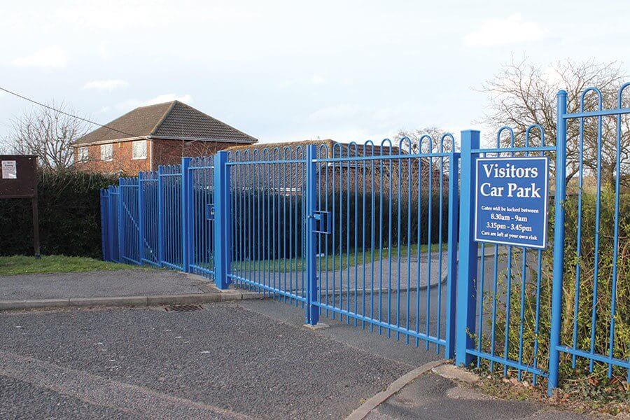 Double-Leaf-Swing-Gates-Blean-School