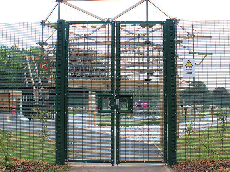 358 mesh gates