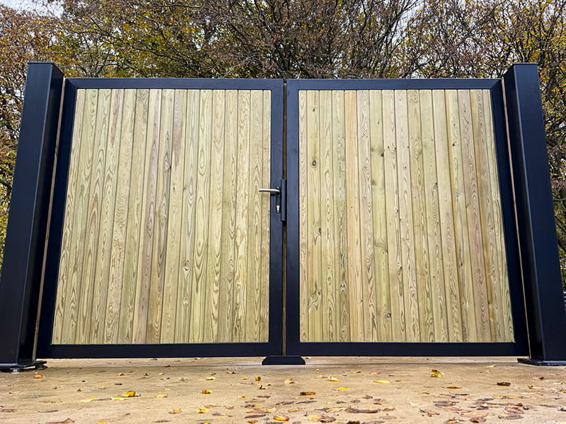 Metal frame driveway gate