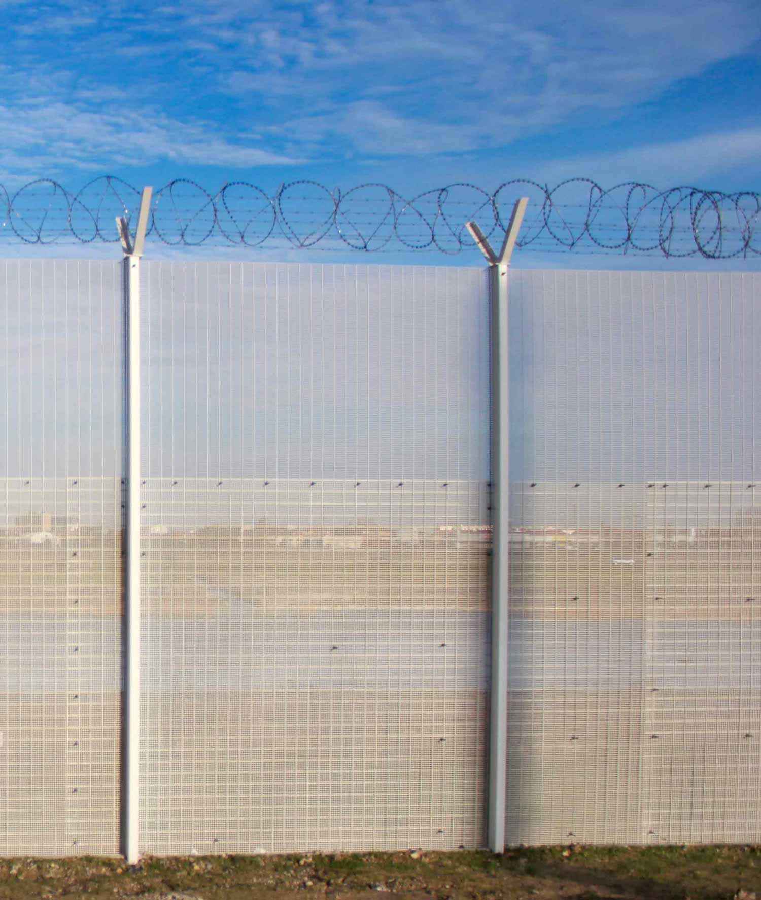 Trident Securi-Mesh Plus with Y Extensions