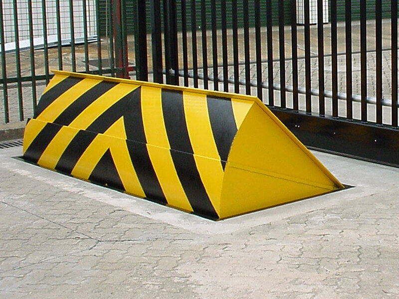 PAS 68 Road Blocker