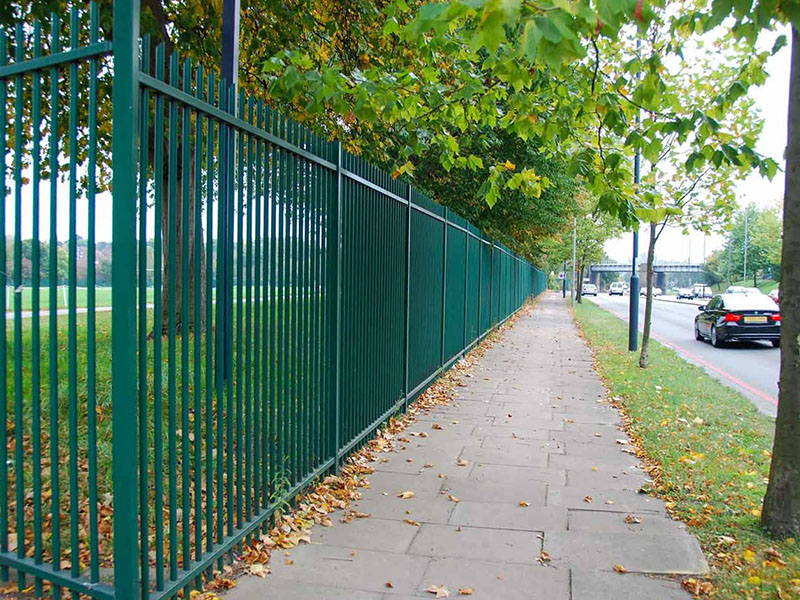 Green Round Pale Vertical Bar Fencing