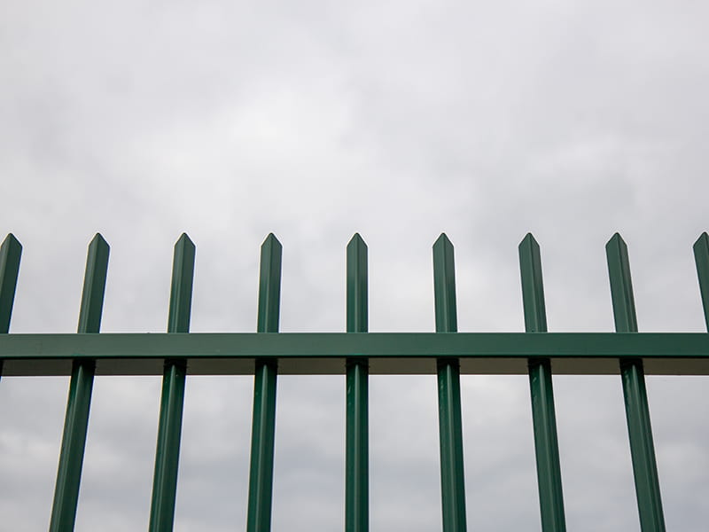 SR1 fence