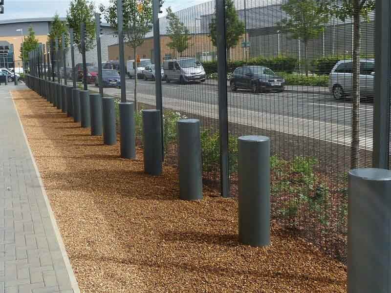 Harrier PAS 68 static bollards