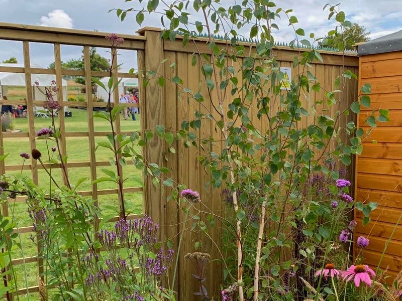 security-comb-residential-garden