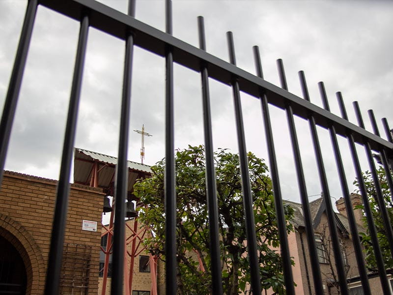 Barbican-Imperial-Vertical-Bar-Fence