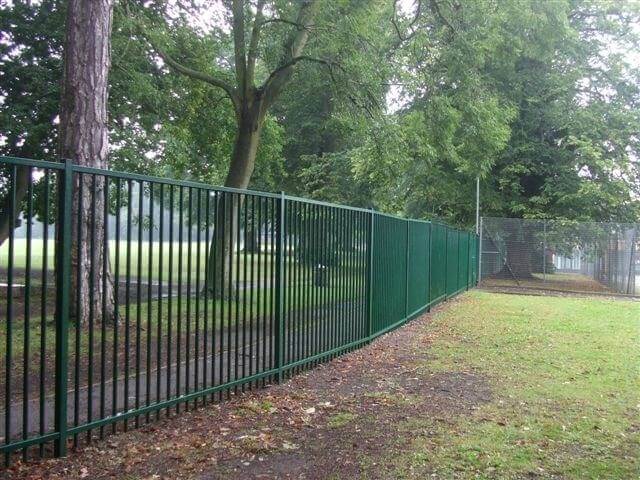 Sentry fencing powder coated green