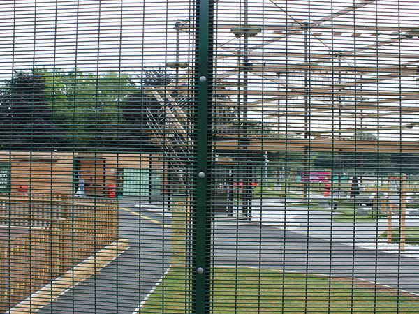 Mesh security fencing fixings