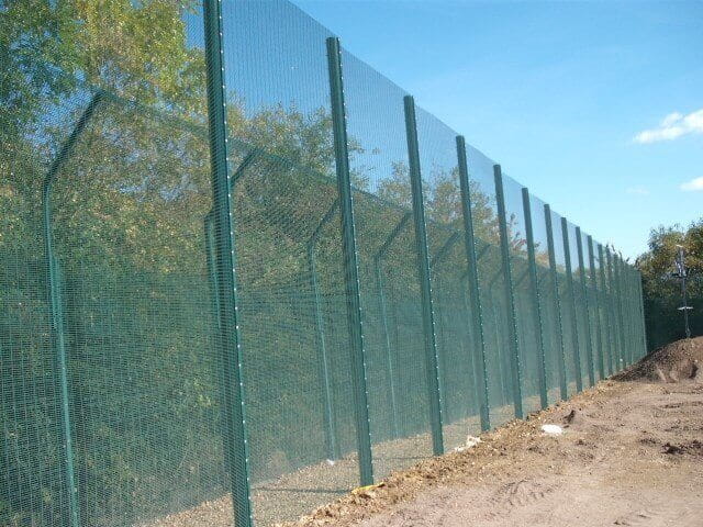 358 Securi-Mesh Fencing