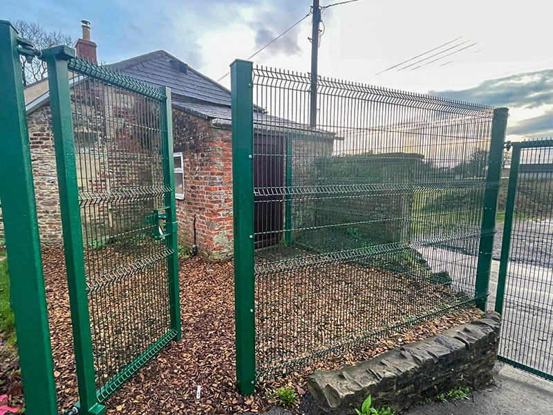 euroguard mesh single leaf gate