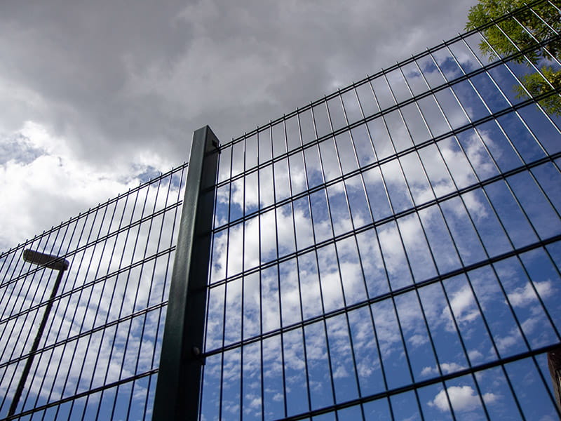 Green mesh fencing