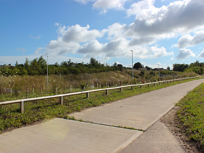 knee rail fence