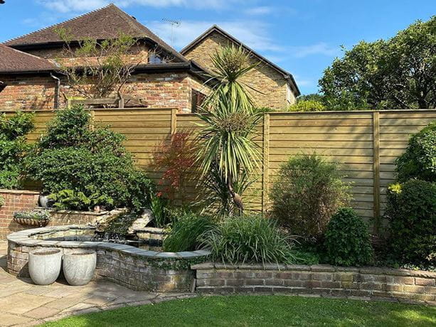 new attack rated shadowline fence panel