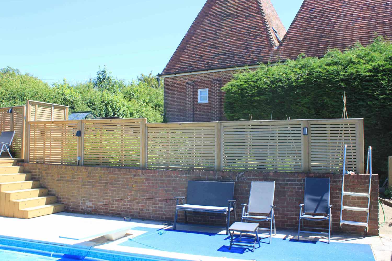 Swimming pool fencing