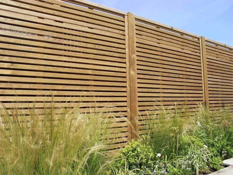 venetian-slatted-fence-panels
