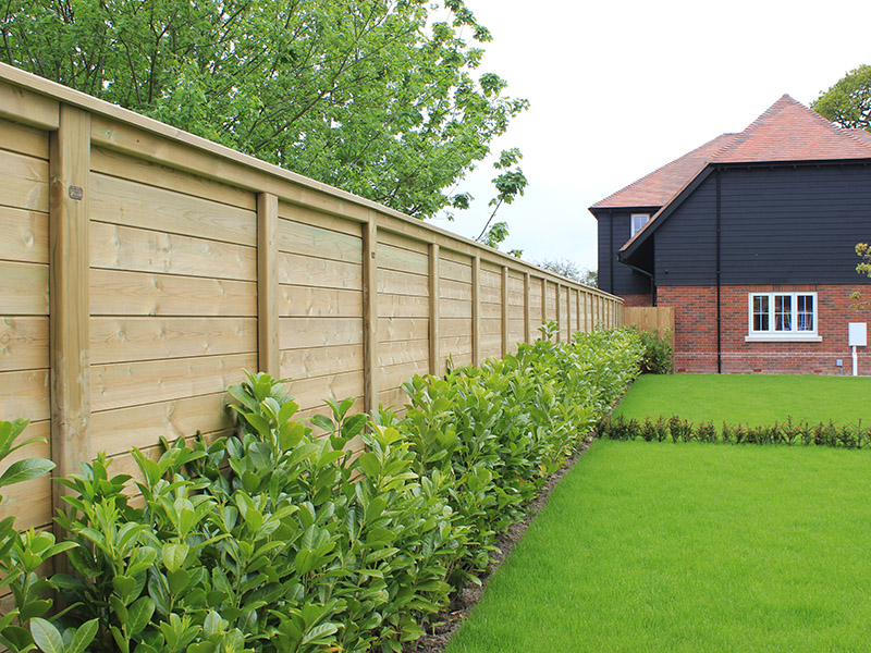 Noise reduction fencing